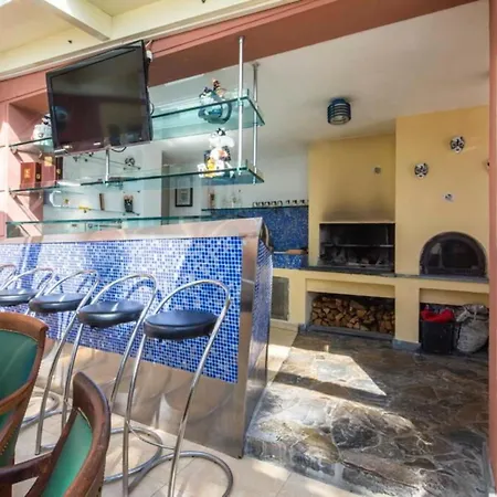 Carolina Villa