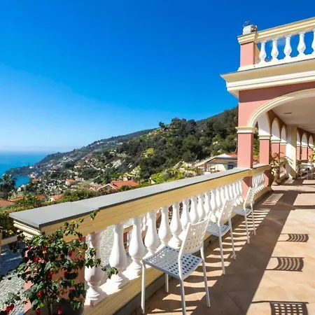 Villa Carolina